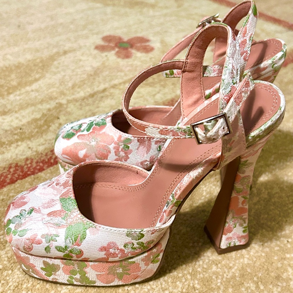 ASOS DESIGN Paddle platform high heel shoes in jaquard, US Size 4